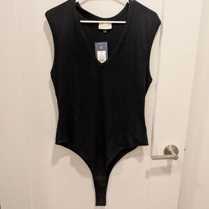 Universal Thread Charcoal V-Neck Top